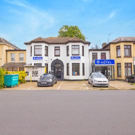Saji Hotel Ilford