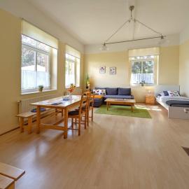 Ferienwohnung Barbarossa - Holly，位于Rottleben的酒店