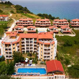 Hotel Vemara Club,位于比亚拉的酒店