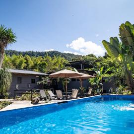 La Bicok EcoLodge，位于明多的酒店