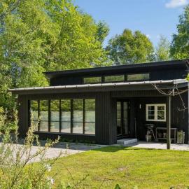 Holiday Home Sinika - 1-5km from the sea by Interhome，位于勒维的酒店