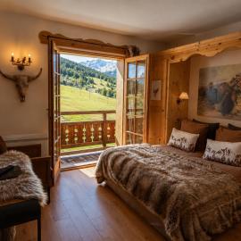 Montana Chalet Hôtel & Spa,位于勒索兹的酒店