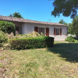 Gite du Fourbas，位于Belmont-Sainte-Foi的酒店