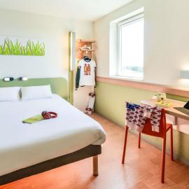ibis Budget Clermont Ferrand Centre Montferrand，位于克莱蒙费朗的酒店