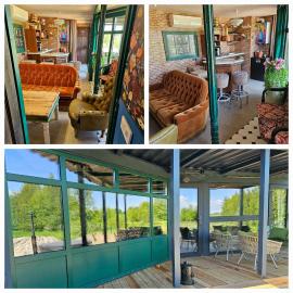 Vaitų Riešutynė - Big shipping container house，位于Antanava的酒店