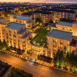 Alan Suites，位于埃迪尔内的酒店