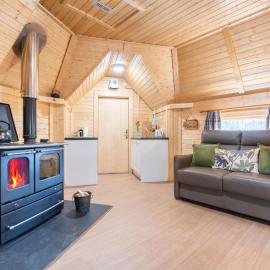 Chalet Oak Bothy by Interhome，位于Coldstone的酒店