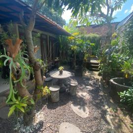 Coliving Bali SWEET HOME Tabanan,Daily & Monthly Stay,Kost Bulanan，位于塔巴南的酒店