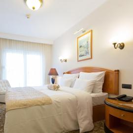 Hotel Sterling Garni，位于贝尔格莱德的酒店
