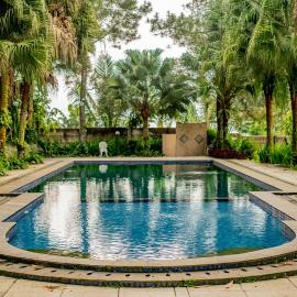Katumbiri Resort and Villa by Tripletree，位于茂物的酒店