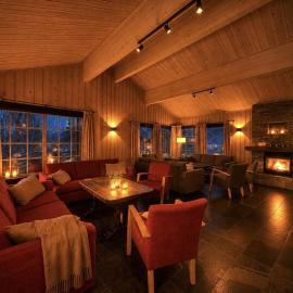 Spacious cabin in Hemsedal, 8 bedrooms and sauna，位于海姆瑟达尔的酒店