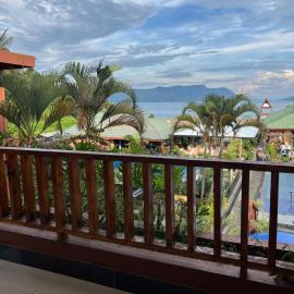 Toba Village Inn，位于图克图克的酒店