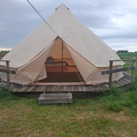 Glamping Tent 1, Cosy Farmhouse，位于斯泰厄的酒店