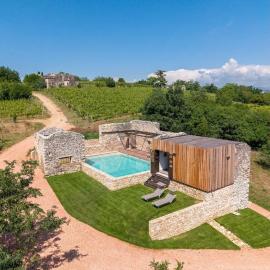 Agriturismo Monte Bisson - Piscina Privata，位于索阿韦的酒店