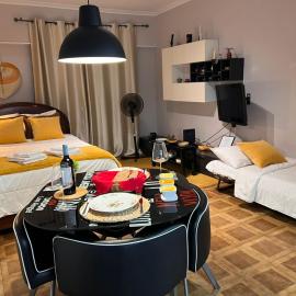 Studio Central na Amadora, Vista da Cidade, Sossegado, a 15min de Lisboa