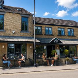 Lake Lounge Rooms,位于Littleborough的酒店