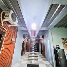 N House & Kost Exclusive Manage by Omm Kost，位于Seturan的酒店