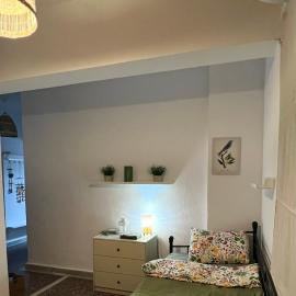 Azure & Zest Suites，位于伊里斯斯的酒店