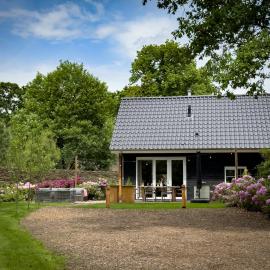 Heemhoeve Lodge，位于埃姆斯特的酒店