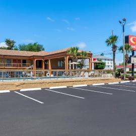 Econo Lodge Panama City St Andrews，位于巴拿马城的酒店