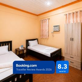 RedDoorz @ Johsons Pension House Butuan City，位于武端市的酒店