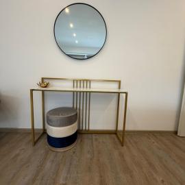 Ferienwohnung am Wald und Hannover Stadt, Contactless Check -in, free parking,，位于龙嫩贝格的酒店
