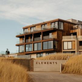 Elements Terschelling by Dutchen，位于米茨兰的酒店