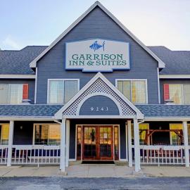 Garrison Inn and Suites，位于Garrison的酒店
