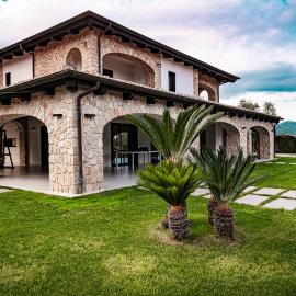 Lilium B&B Villa Patrizia - Con piscina e parcheggio by Mamo Florence，位于伊特里的酒店