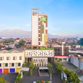 Ibis Styles Malang，位于玛琅的酒店
