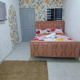 1e Studio Moderne au cœur de Cocody 7e tranche- Tout inclus，位于Cocody的酒店