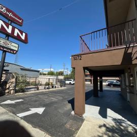 Driftwood Motel，位于科尔顿的酒店