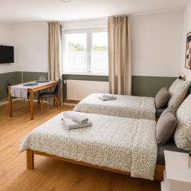 OMNI Rooms - Kastanienhof，位于武斯特马克的酒店