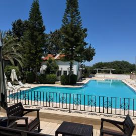 Marsin Hotel & Bungalows