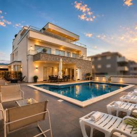 Villa Barbara Novalja，位于诺瓦利娅的酒店