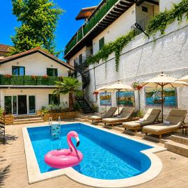 Chalet duplex N 7 avec piscine，位于Bouzareah的酒店