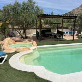 CASA RURAL PRIVADA El MIRADOR DE LA SIERRA，位于Pruna的酒店
