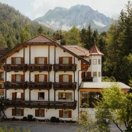 Hotel Chalet Corso，位于圣维吉利奥的酒店