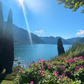 Como lake，位于Vertemate的酒店