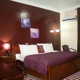 Grand Star Hotel，位于North Legon的酒店
