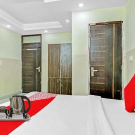Hotel O Royal Green