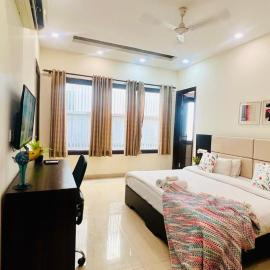 Olive Service Apartments - DLF Cyber City,位于古尔冈的酒店