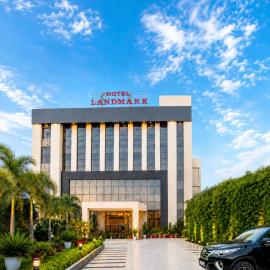 Landmark, Rewa - AM Hotel Kollection，位于Rewa的酒店