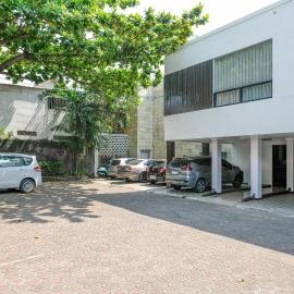 Hotel Srikandi Semarang RedPartner,位于Candi的酒店