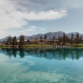 Fairmont Jasper Park Lodge，位于贾斯珀的酒店