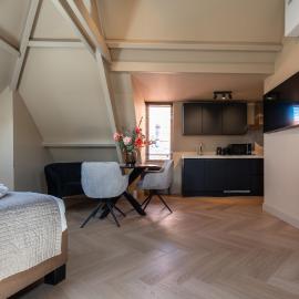 Studio with kitchen in Breda city center，位于Ons Belang的酒店