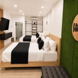 The Hive Boutique Hotel Pool Suite 108，位于斯卡伯勒的酒店