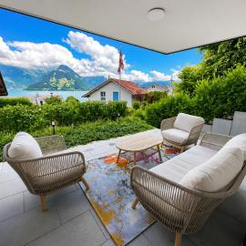 Swiss Paradise 5, studio with lake and Alpine views，位于布奥克斯的酒店