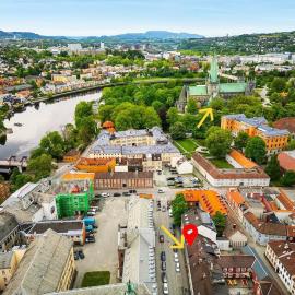 Cathedral & Square - City Centre - Sleeps 4 - WiFi