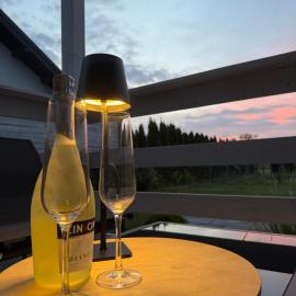 Domki u Izabeli niedaleko Darłowa，位于Rusko的酒店